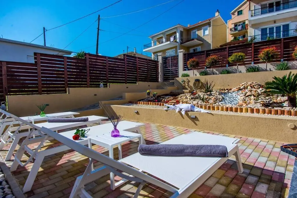 Avocado Villa Offering Peace And Relaxation Argostoli  Argostoli (Kefalonia)