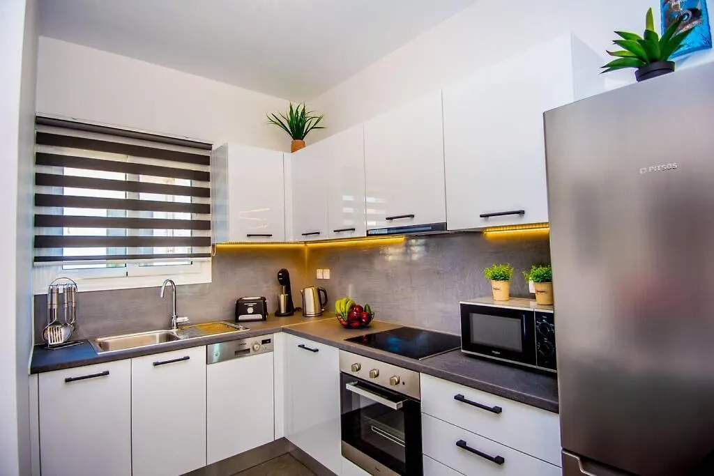 Avocado Villa Offering Peace And Relaxation Argostoli